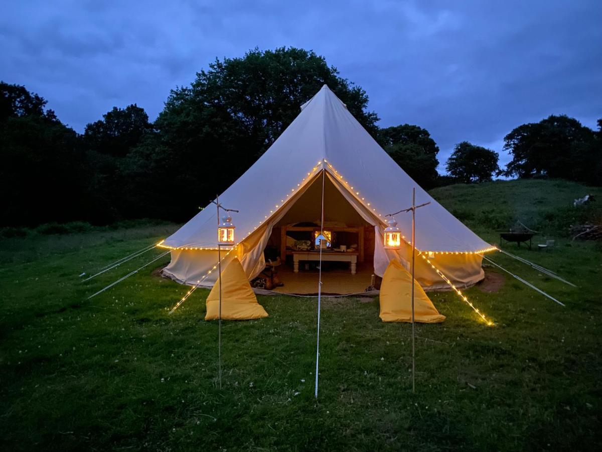 Отель Black Mountains Glamping Абергавенни Экстерьер фото