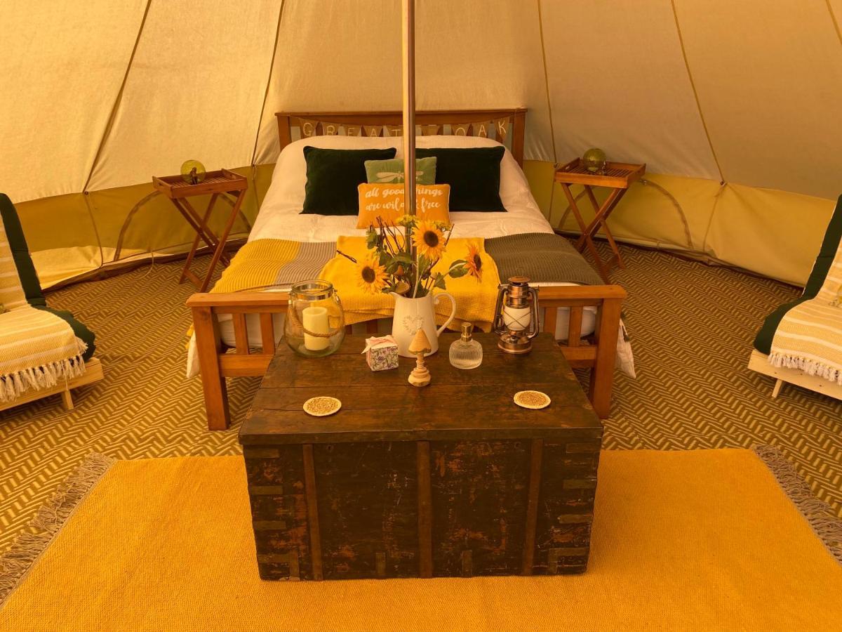Отель Black Mountains Glamping Абергавенни Экстерьер фото